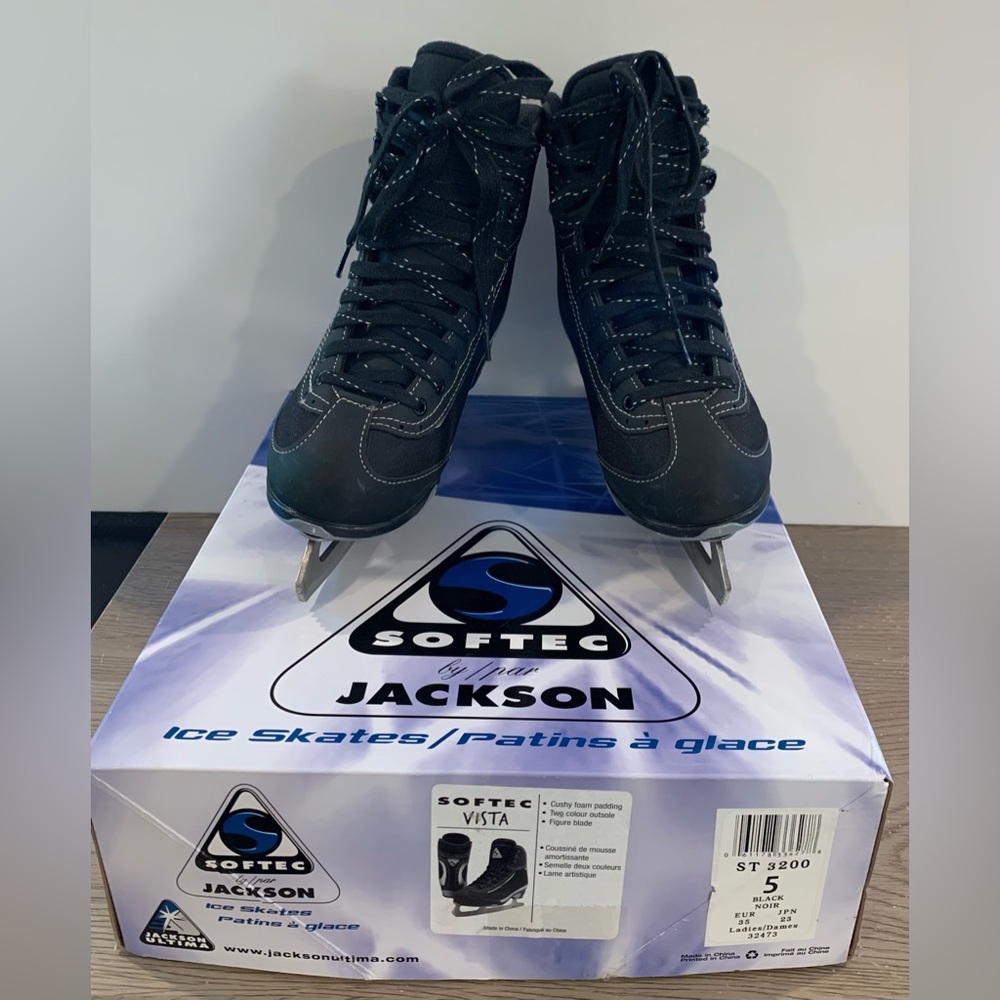 Jackson Softec Ice Skates